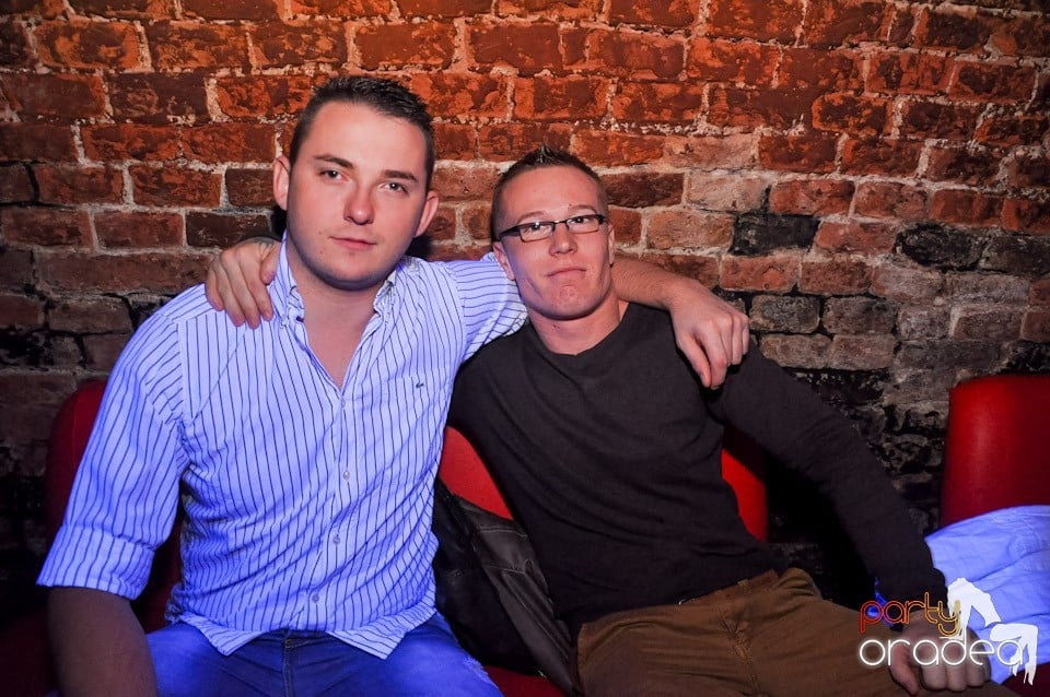 Promo Night în Club Escape, 