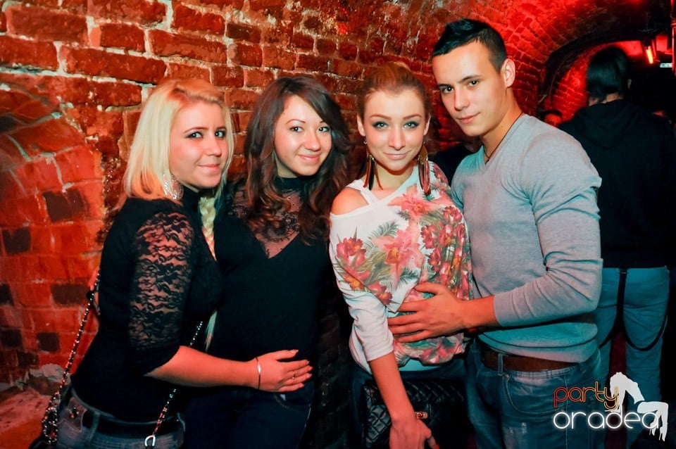 Promo Night în Club Escape, 