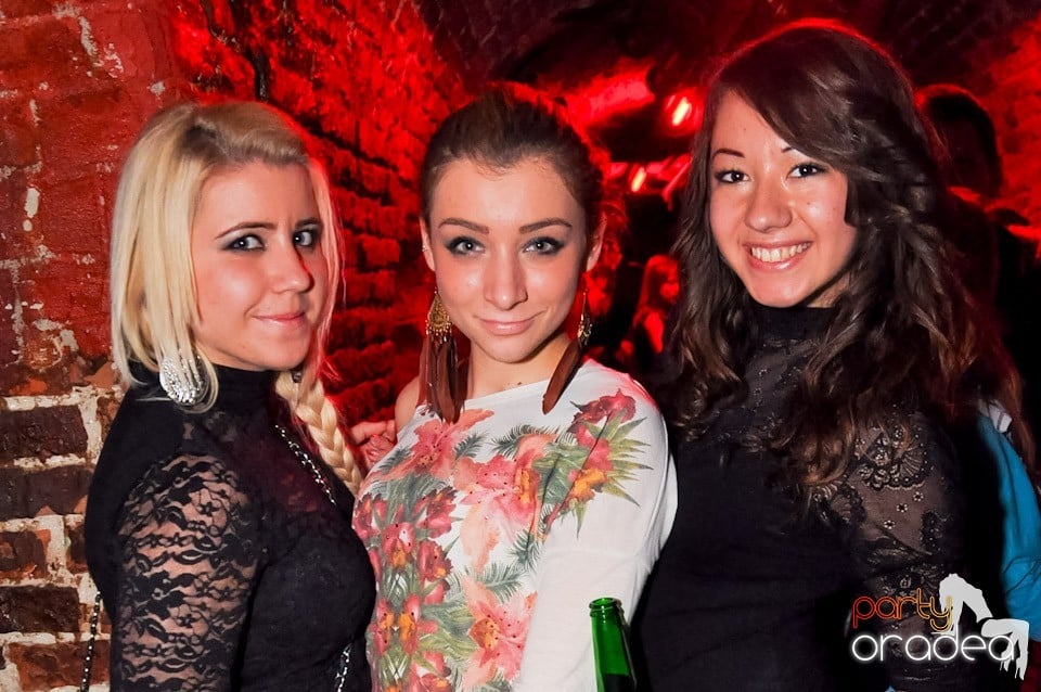 Promo Night în Club Escape, 