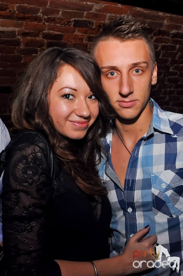 Promo Night în Club Escape, 