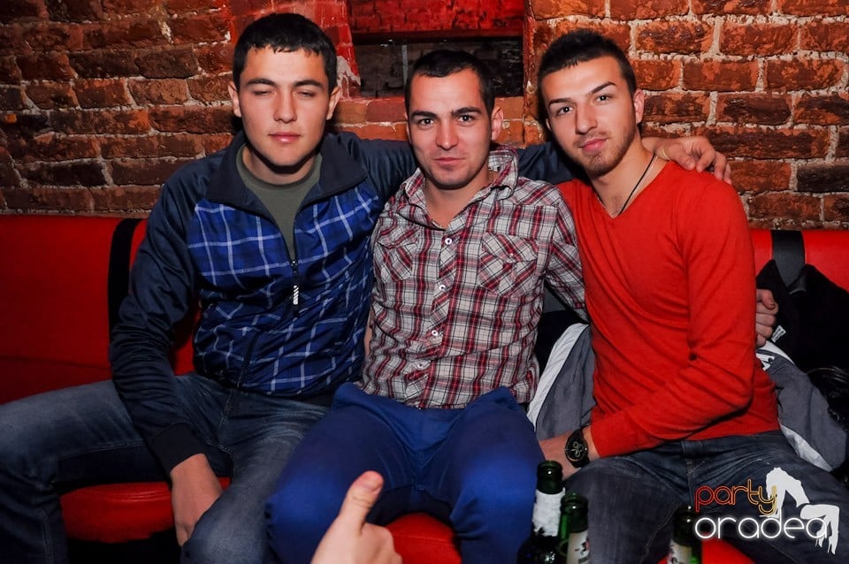 Promo Night în Club Escape, 