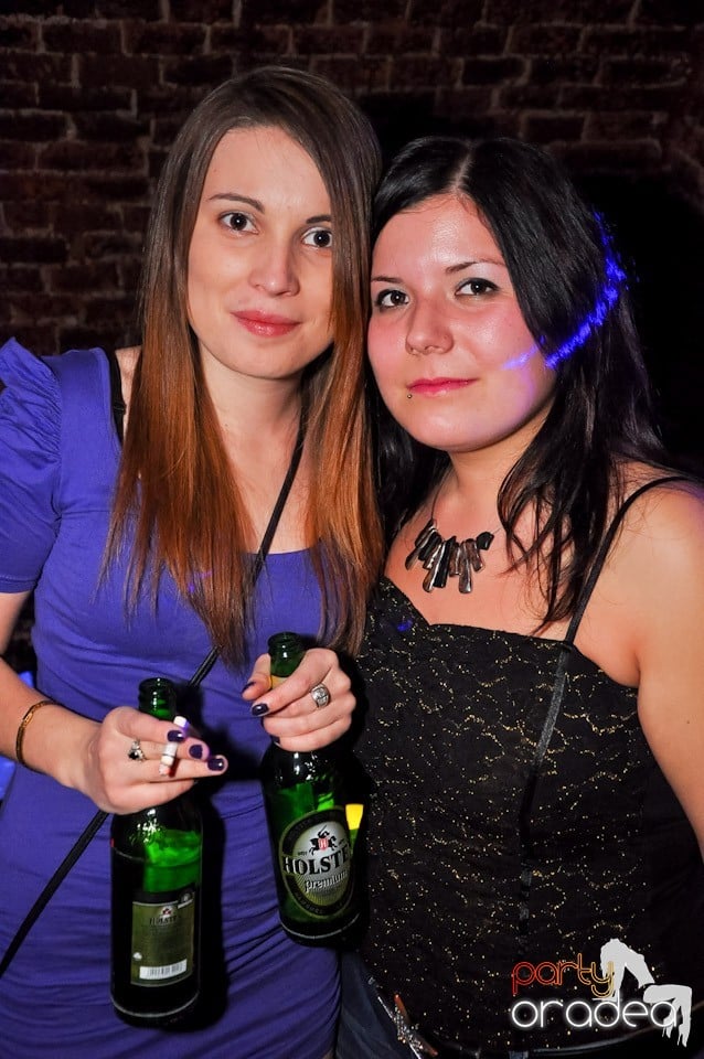 Promo Night în Club Escape, 