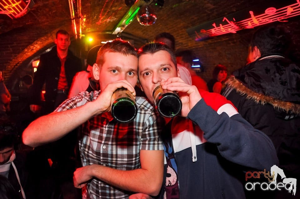 Promo Night în Club Escape, 