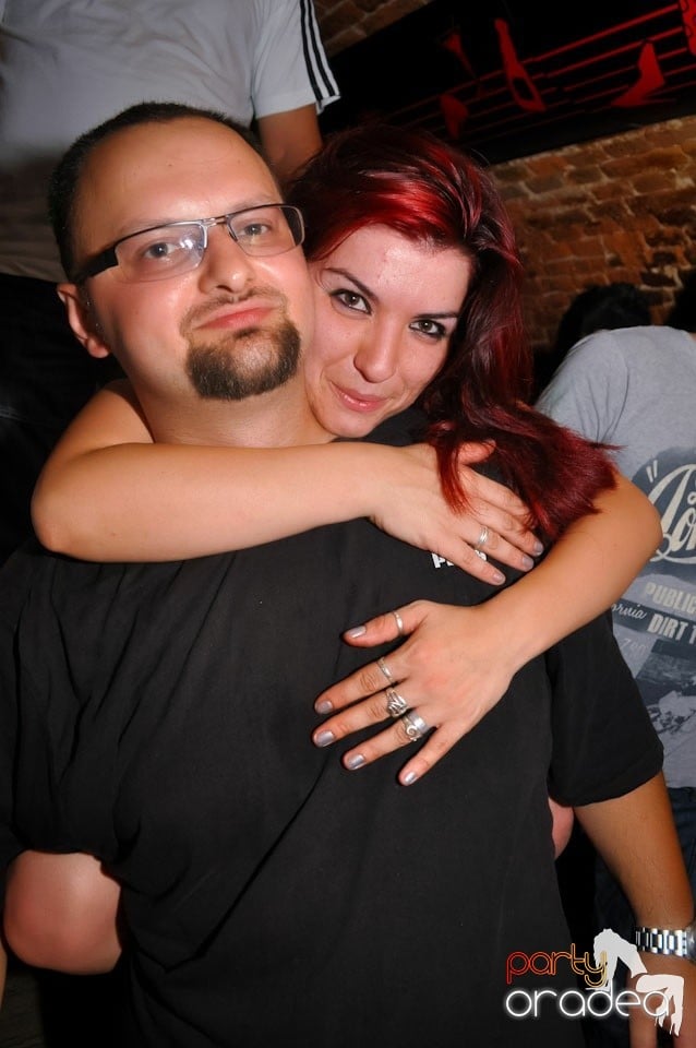 Promo Weekend continuă în Escape, 