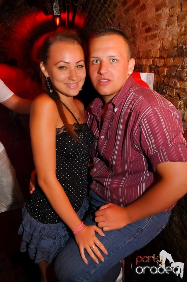 Promo Weekend continuă în Escape, 