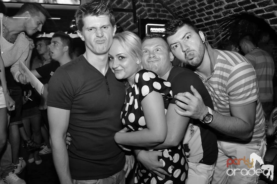 Promo Weekend în Club Escape, 