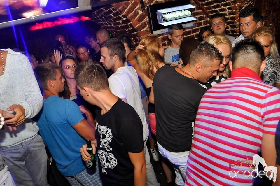 Promo Weekend în Club Escape, 