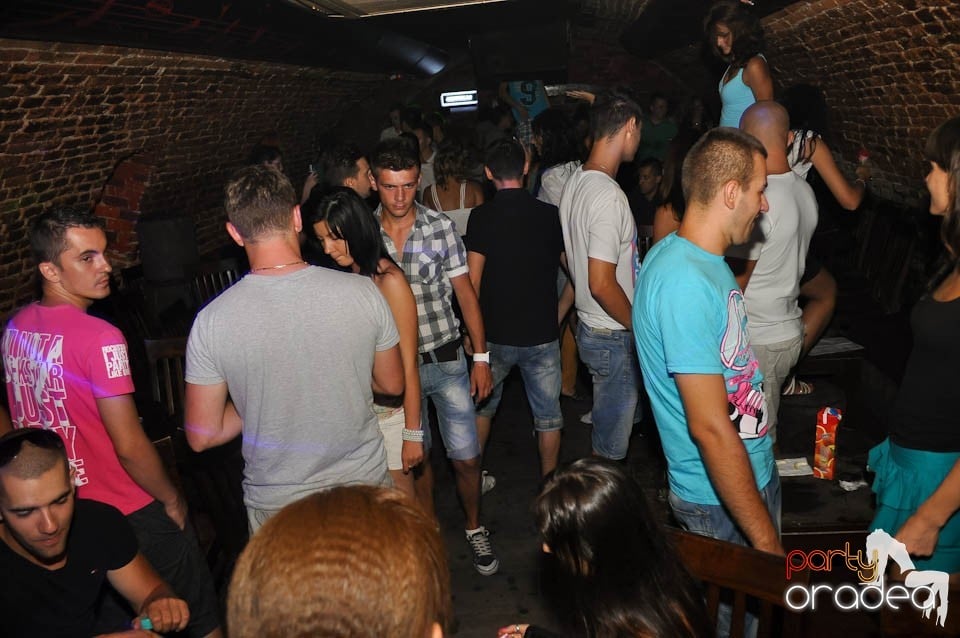 Promo Weekend în Club Escape, 