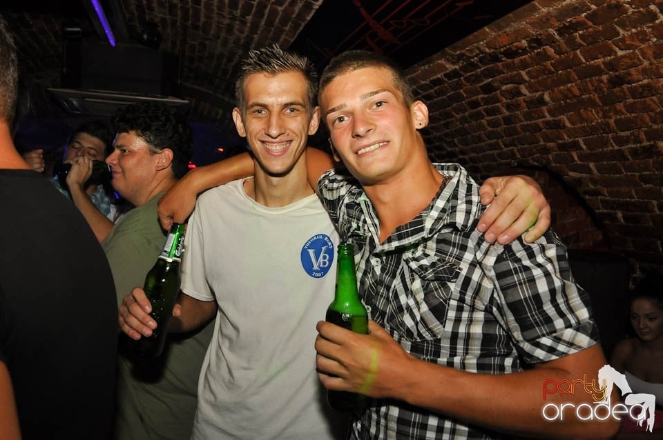 Promo Weekend în Club Escape, 