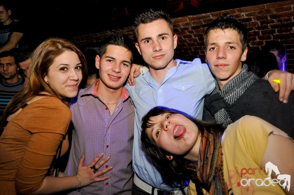 Raise your drinks and party with us, 