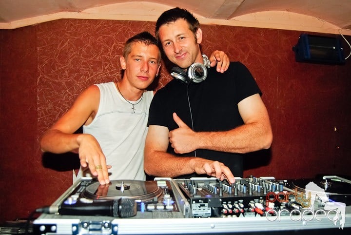 Real Clubbing Night în Club Seven, 