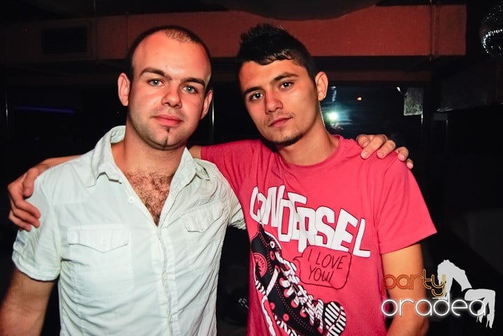 Real Clubbing Night în Club Seven, 