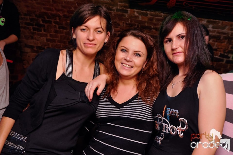 Red Bull Party în Club Escape, 