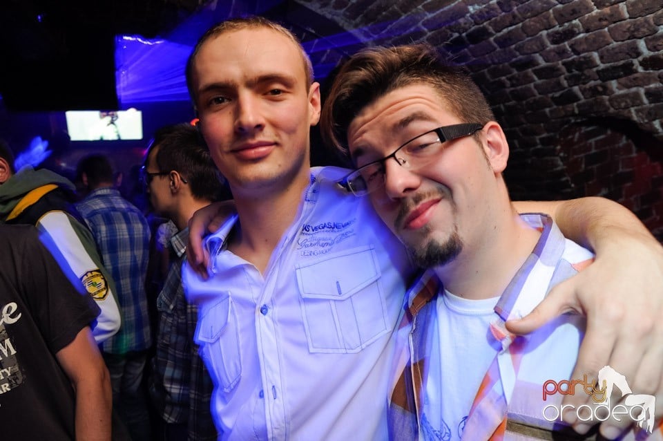 Red Bull Party în Club Escape, 