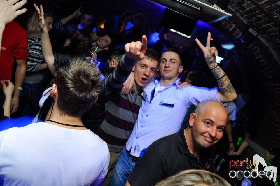 Red Bull Party în Club Escape, 