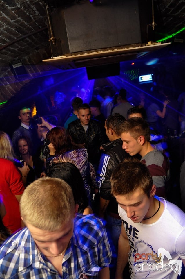 Red Bull Party în Club Escape, 