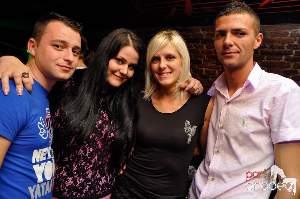 Red Bull Party în Club Escape, 