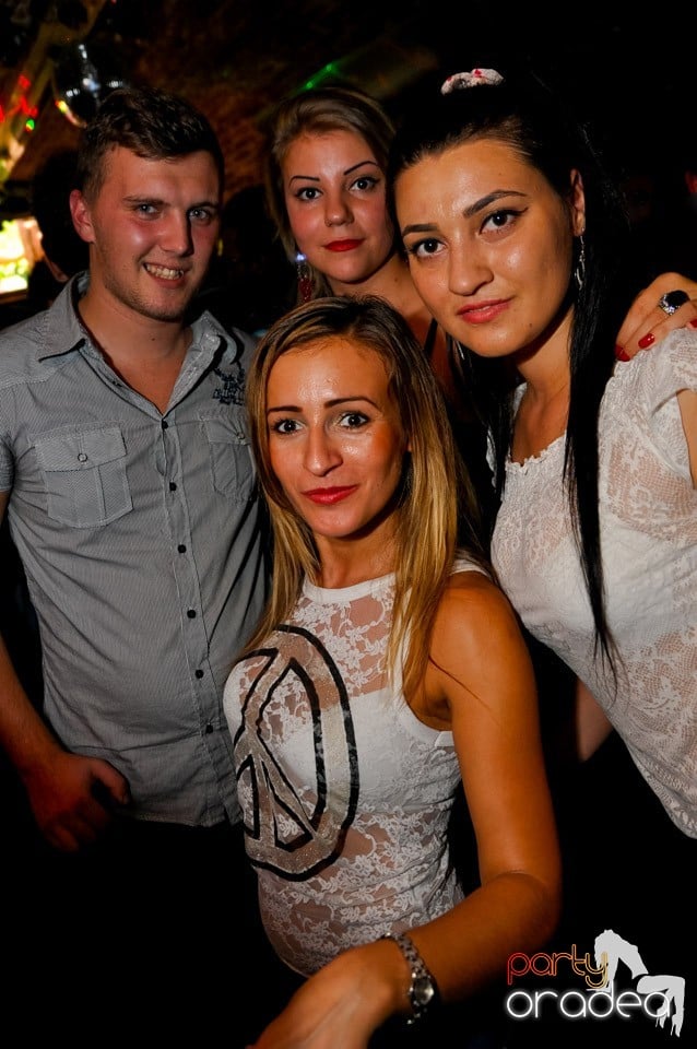 Red Bull Party în Escape, 