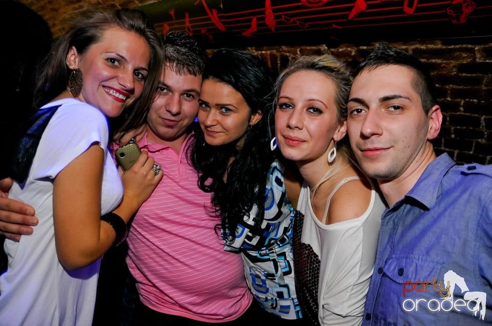 Red Bull Party în Escape, 