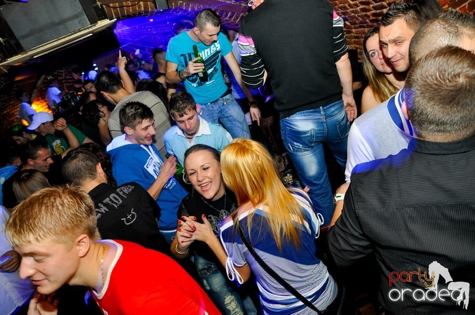 Red Bull Party în Escape, 