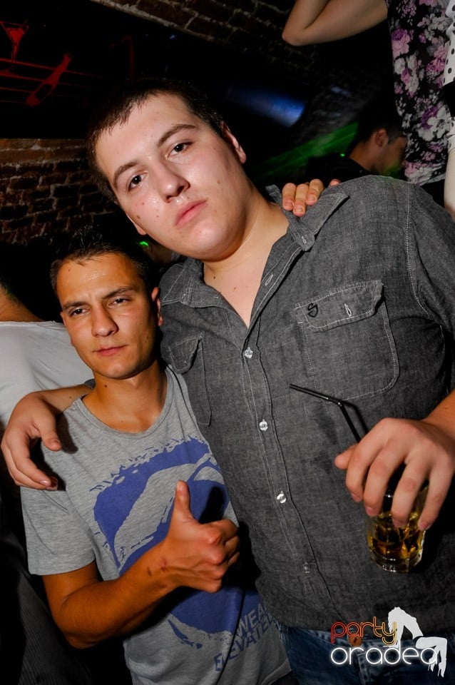 Red Bull Party în Escape, 