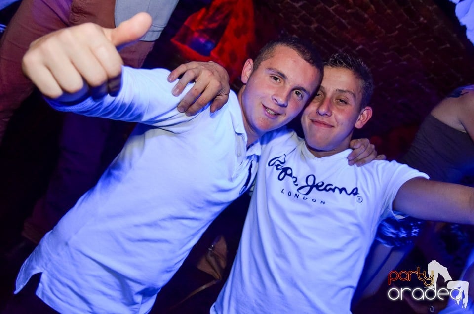 RedBull Party în Club Escape, 