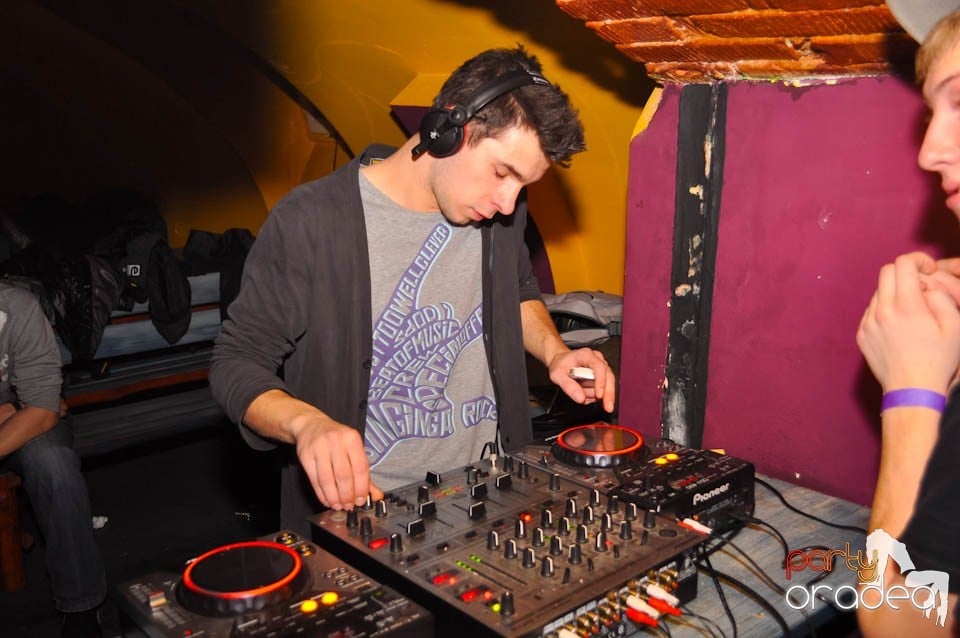 Renegades Show în Hole Pub, 