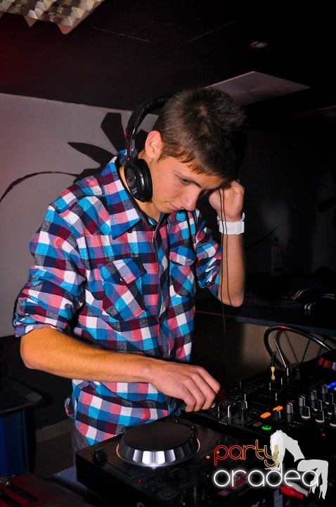 Replay Party în No Problem, 