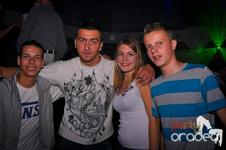 Replay Party în No Problem, 