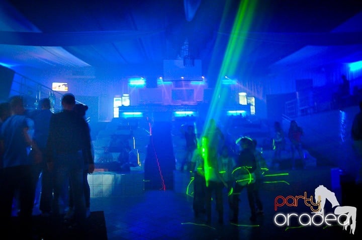 Replay Party în No Problem, 