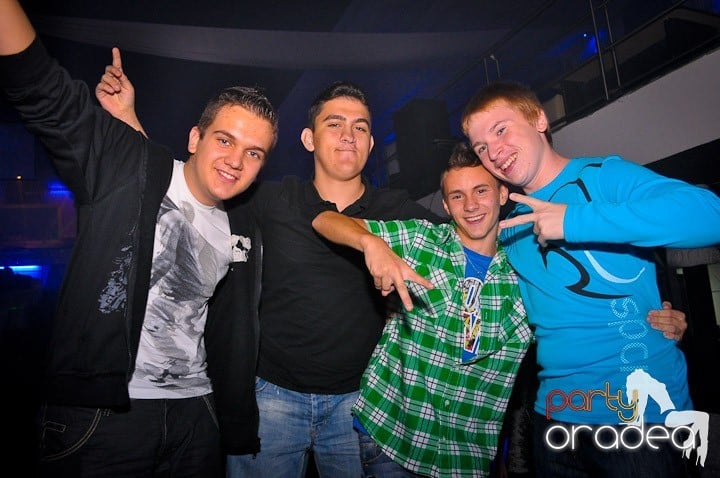 Replay Party în No Problem, 