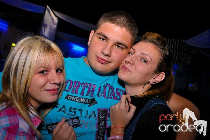 Replay Party în No Problem, 