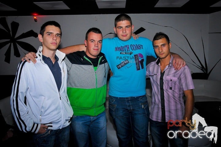 Replay Party în No Problem, 