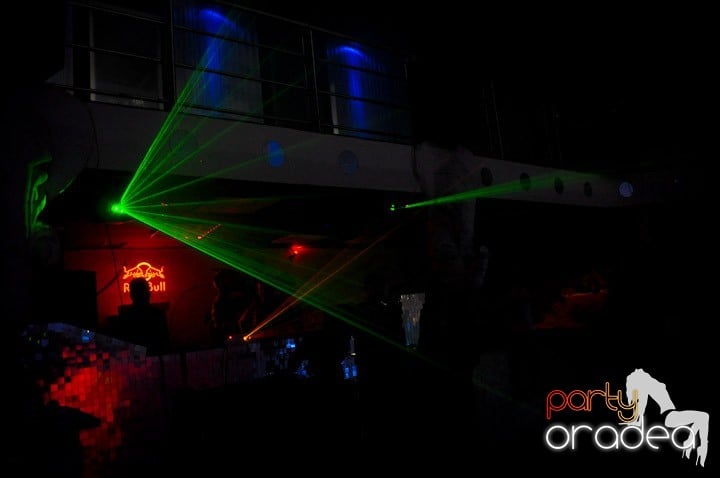 Replay Party în No Problem, 