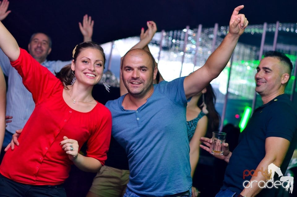 Retro Night Fever în Club The One, 