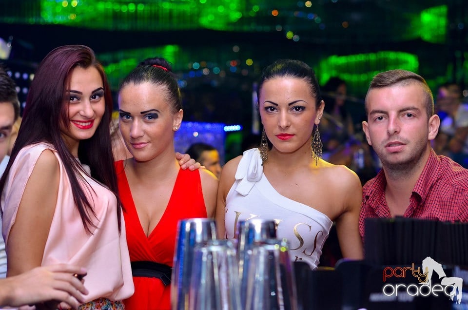 Retro Night Fever în Club The One, 