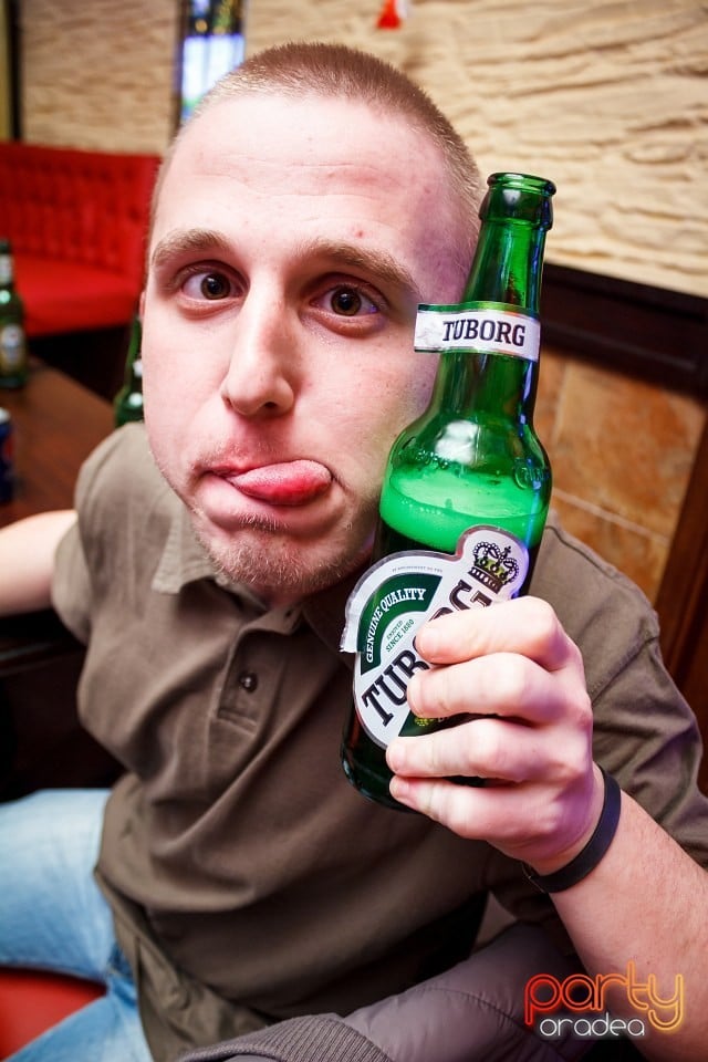 Retro Party în Club Downtown, 