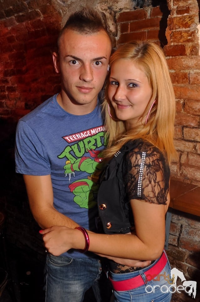 Retro Party în Club Escape, 