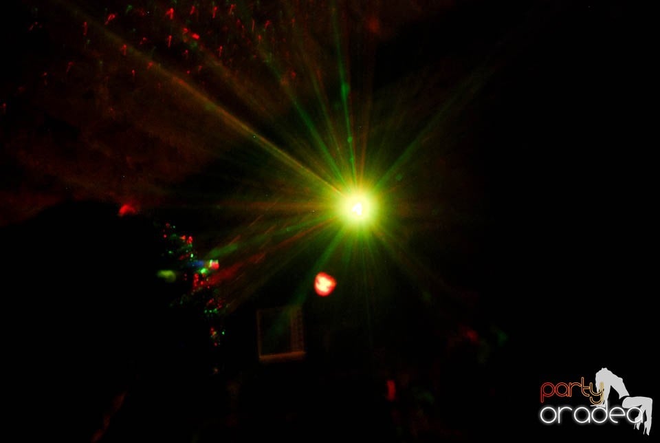 Retro Party în Club Escape, 