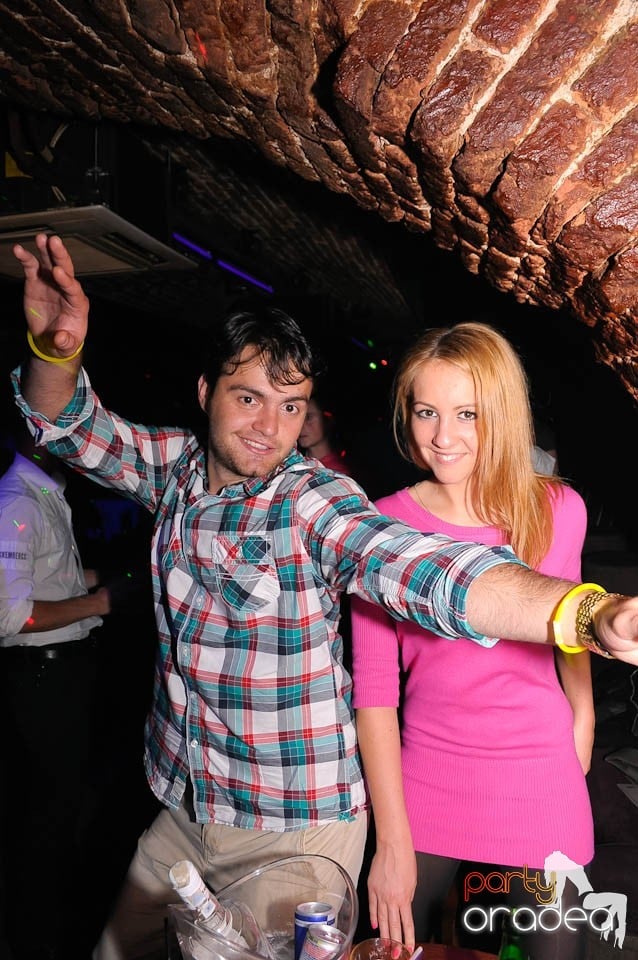 Retro Party în Club Escape, 