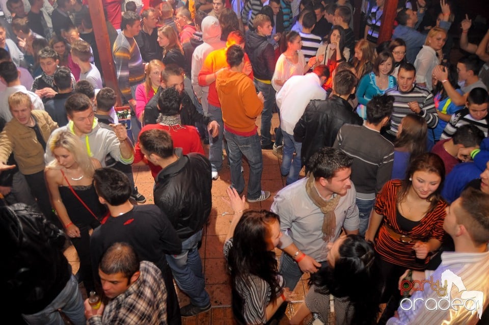 Retro Party în Disco Faház, 