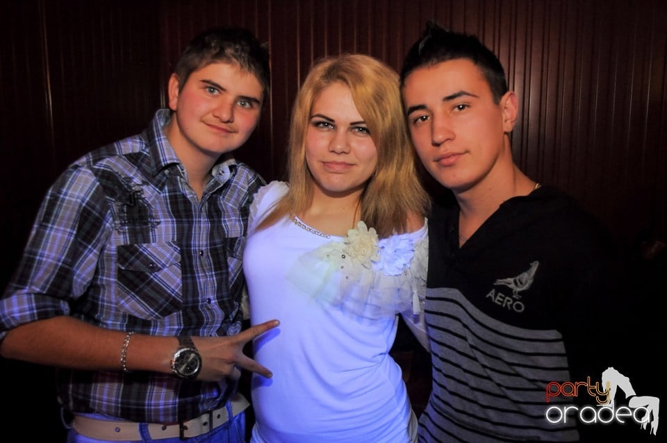 Retro Party în Disco Faház, 