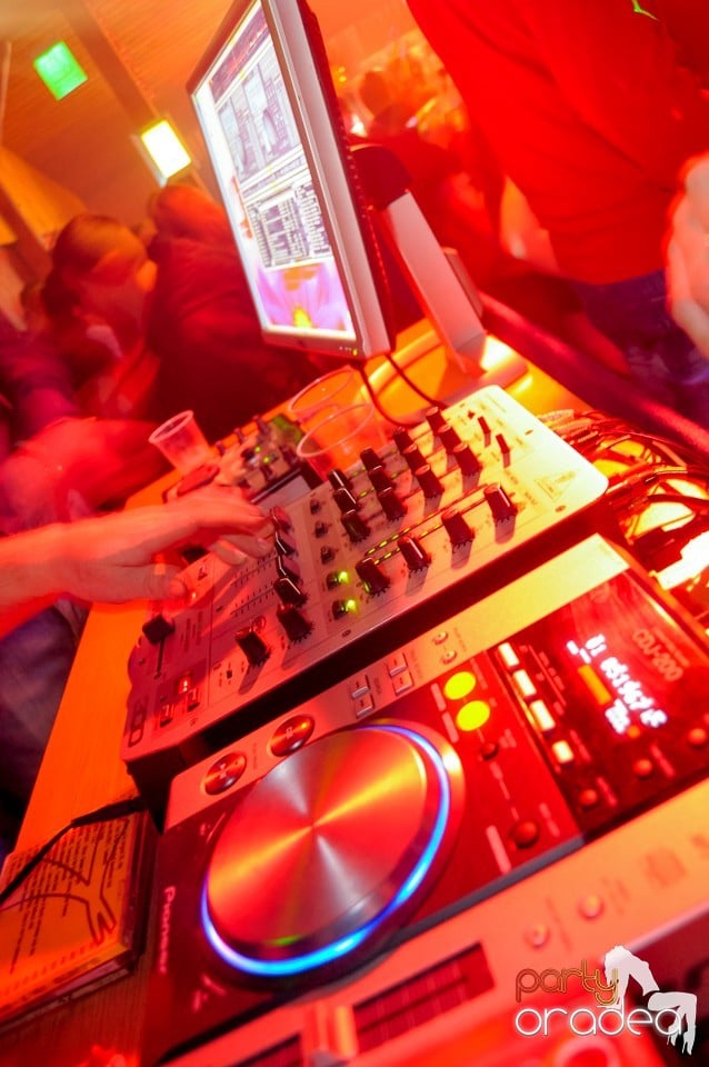 Retro Party în Disco Faház, 