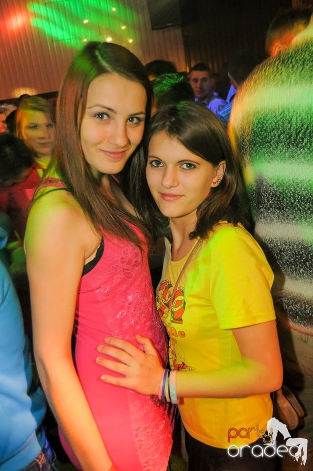 Retro Party în Disco Faház, 