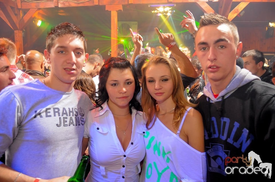 Retro Party în Disco Faház, 