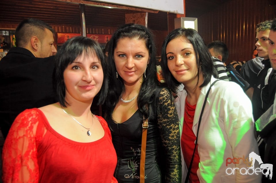 Retro Party în Disco Faház, 