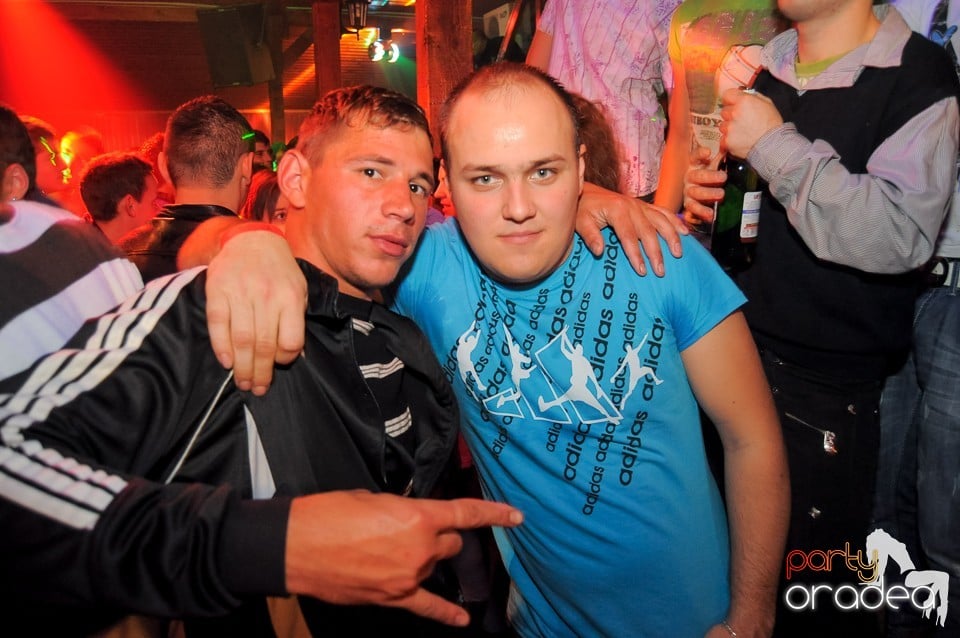 Retro Party în Disco Faház, 