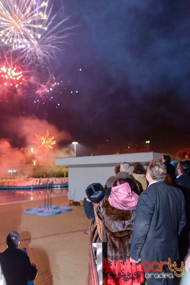 Revelion în Hotel Internaţional, Hotel Internaţional