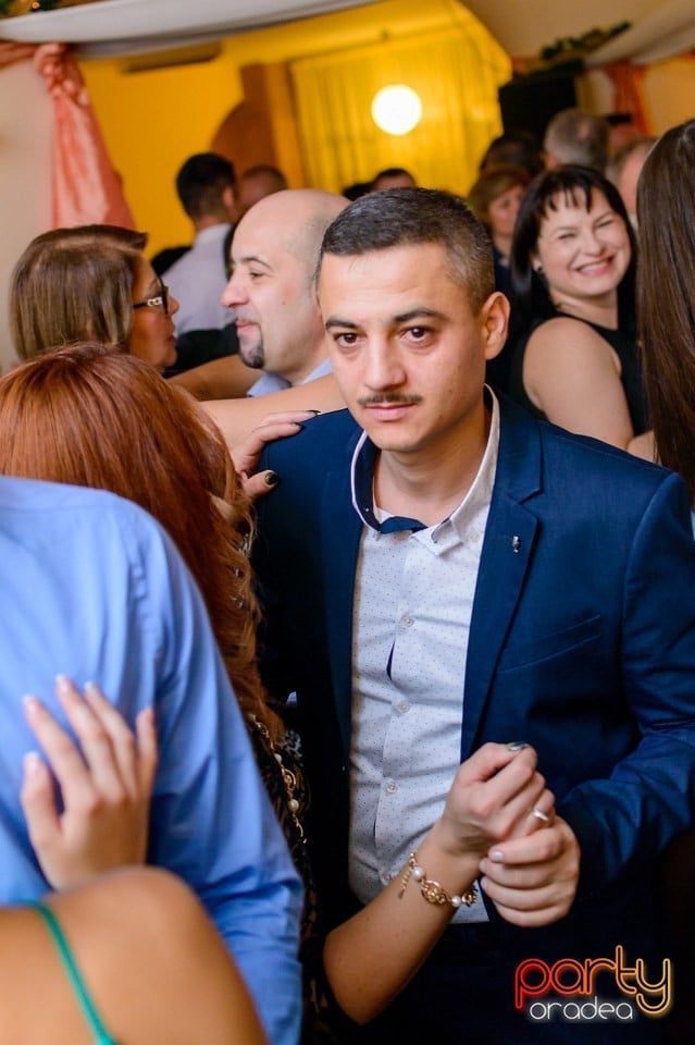 Revelion în Hotel Mureş, Hotel Mureş