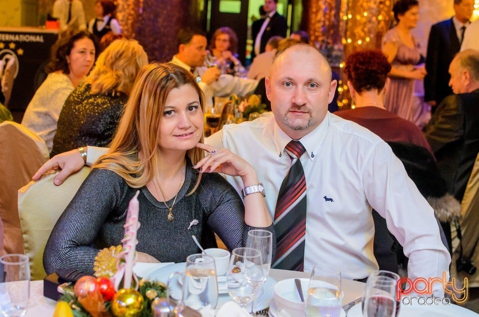 Revelion la Hotel Internaţional, Hotel Internaţional